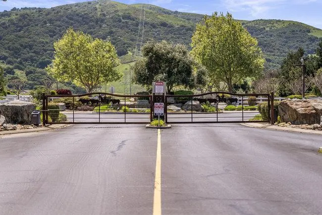 966 Calle Cruz, San Juan Bautista, California 95045