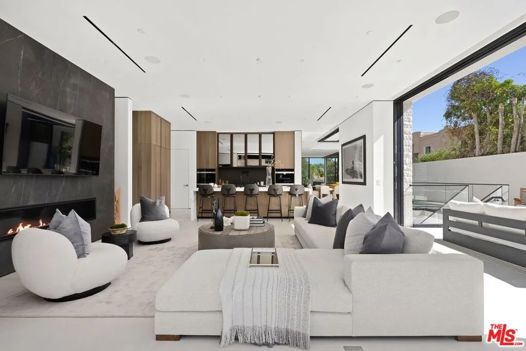 137 S Wetherly Drive, Beverly Hills, California 90211 home-pic-5