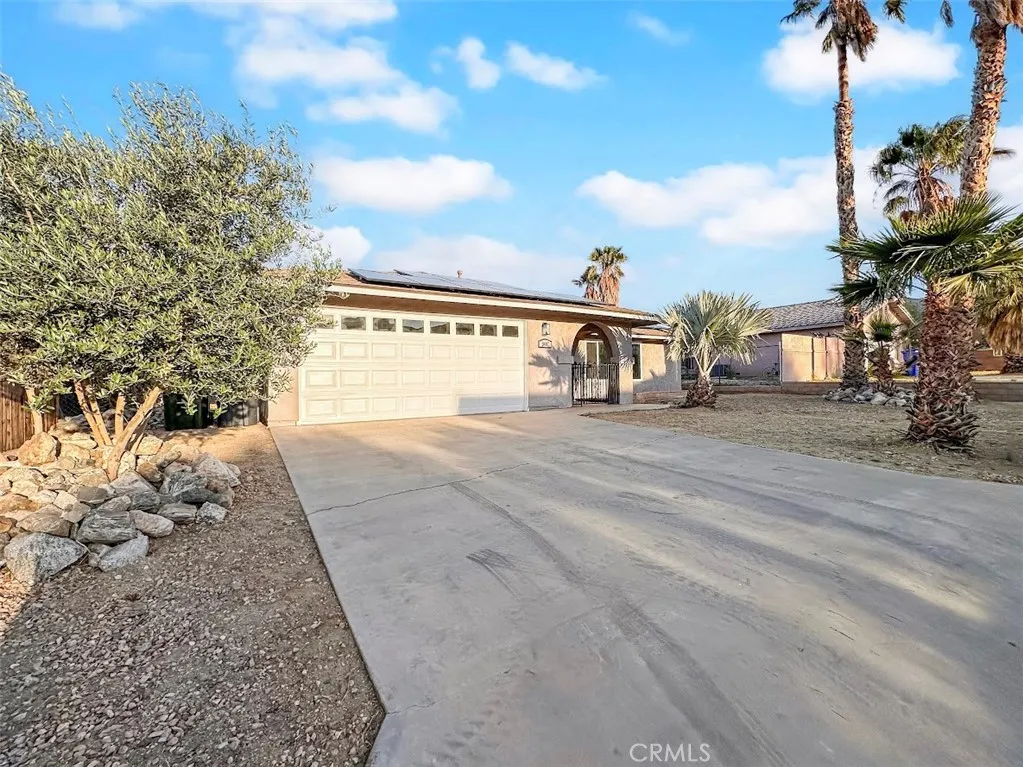 9487 Calle Del Diablo, Desert Hot Springs, California 92240 home-pic-22
