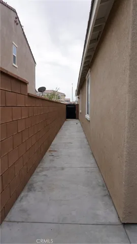 13062 Mill Pond Court, Victorville, California 92392