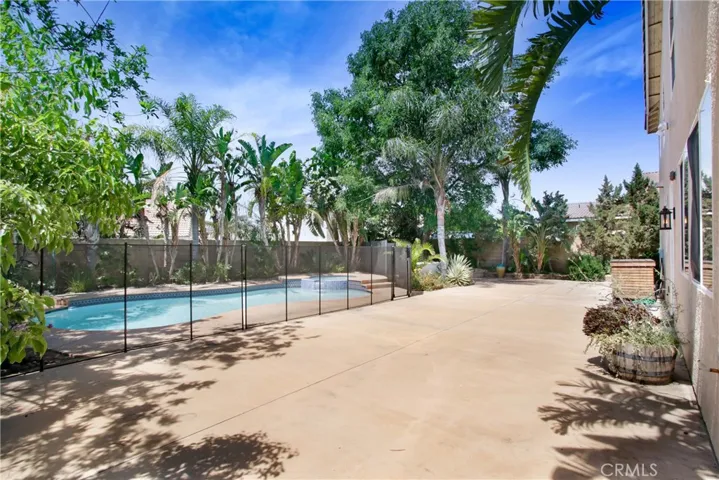 7184 Almeria Avenue, Fontana, California 92336