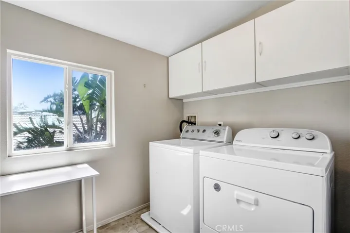 7184 Almeria Avenue, Fontana, California 92336