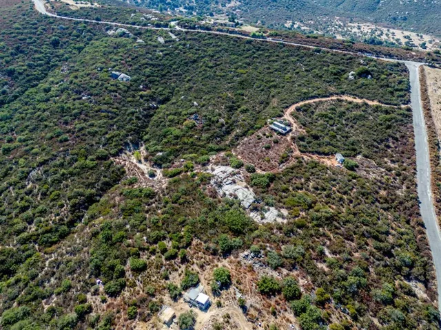 19 .3 Swan Road, Ramona, California 92065