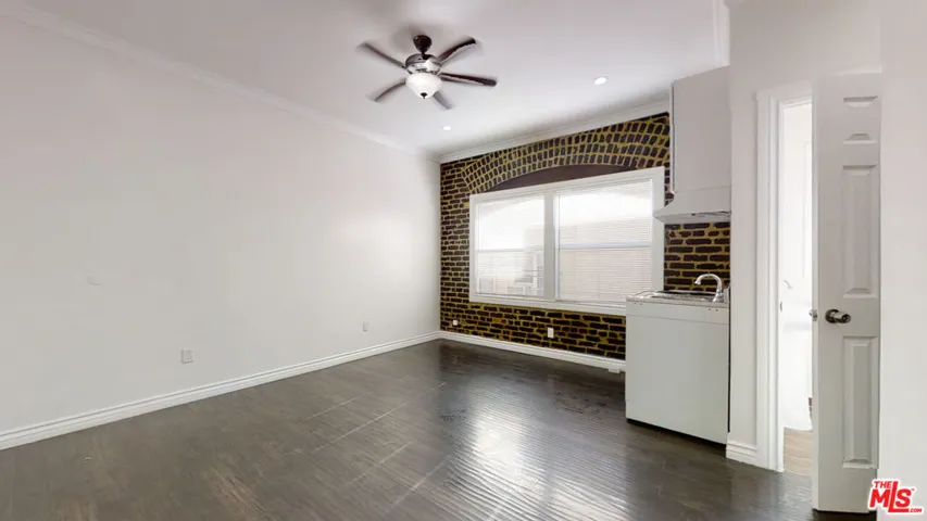 738 New Hampshire Avenue 103, Los Angeles, California 90005