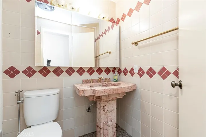 6407 Haywood Street, Tujunga, California 91042