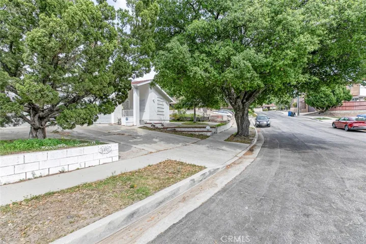6407 Haywood Street, Tujunga, California 91042