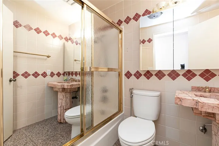 6407 Haywood Street, Tujunga, California 91042