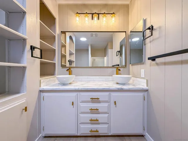 1212 H St., Ramona, California 92065