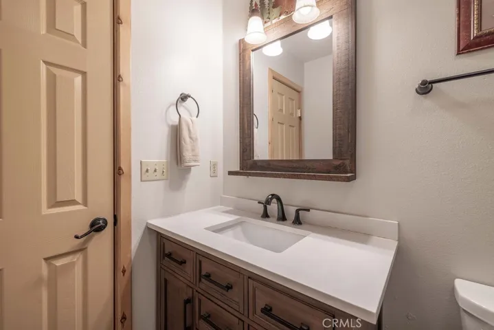 1474 Klamath Road, Big Bear City, California 92314