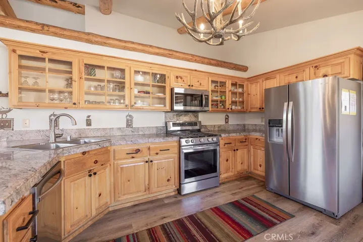 1474 Klamath Road, Big Bear City, California 92314