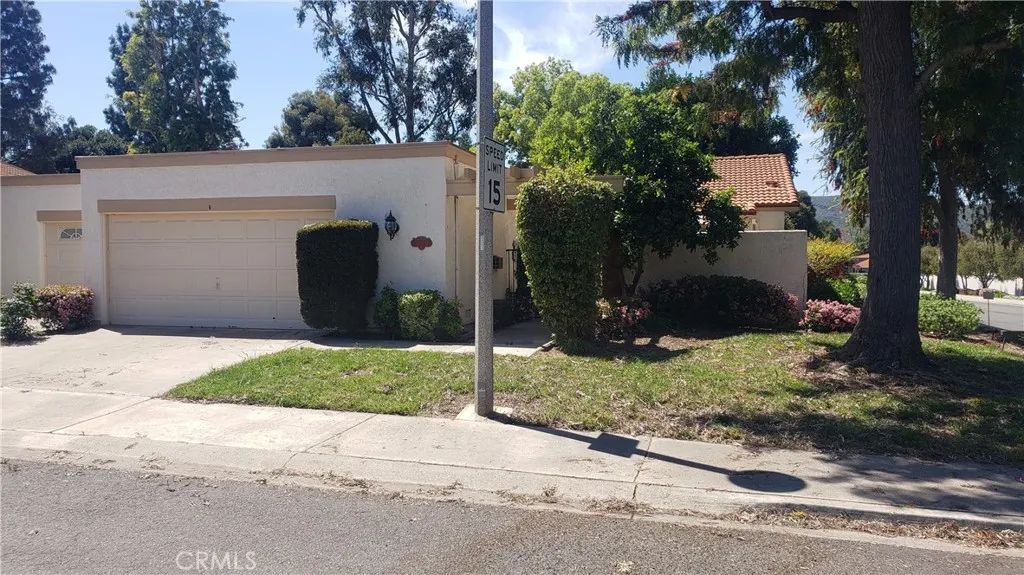 3385 Punta Alta B, Laguna Woods, California 92637, 3 Bedrooms Bedrooms, ,2 BathroomsBathrooms,Residential,For Sale,Punta Alta,PW25081426