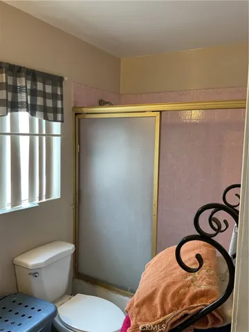 5007 Astor Avenue, Commerce, California 90040