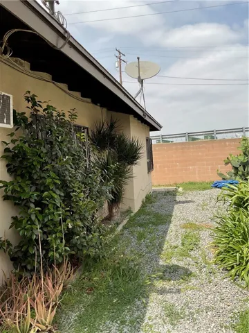 5007 Astor Avenue, Commerce, California 90040