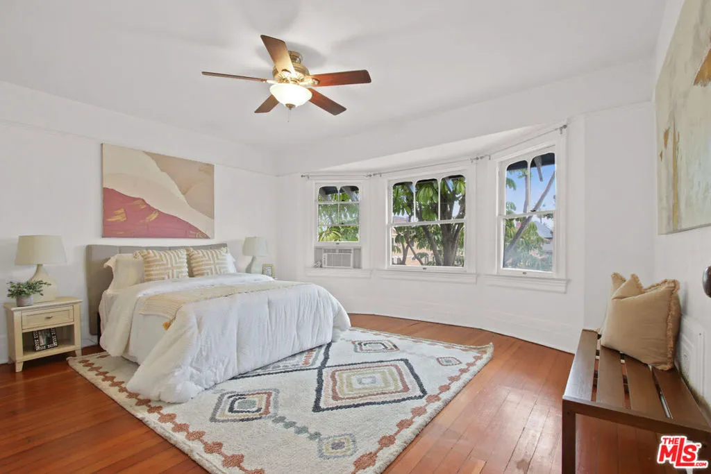 1616 W 25th Street, Los Angeles, California 90007 home-pic-16