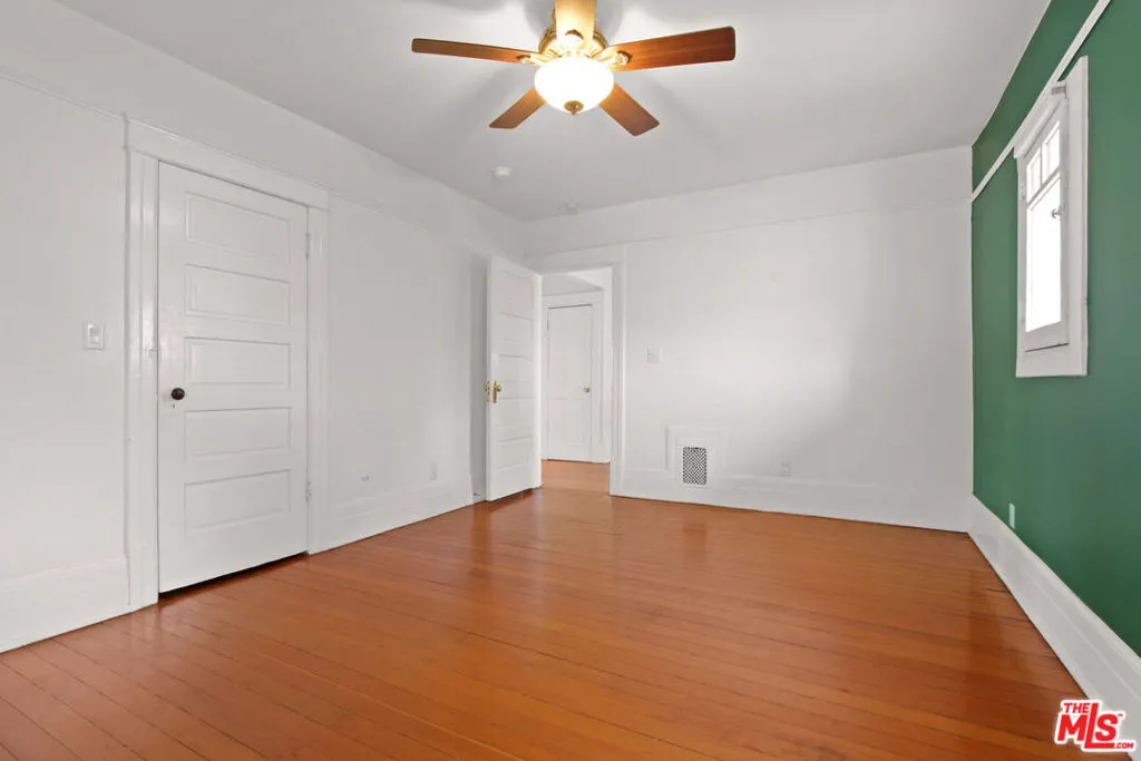 1616 W 25th Street, Los Angeles, California 90007 home-pic-21