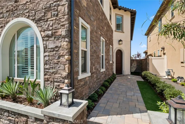 1782 Canyon Oaks Lane, Lake Forest, California 92610