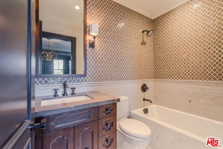 1744 Stone Canyon Road, Los Angeles, California 90077