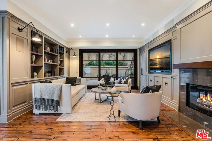 1744 Stone Canyon Road, Los Angeles, California 90077