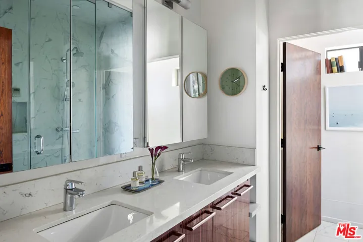 3425 Larissa Drive, Los Angeles, California 90026