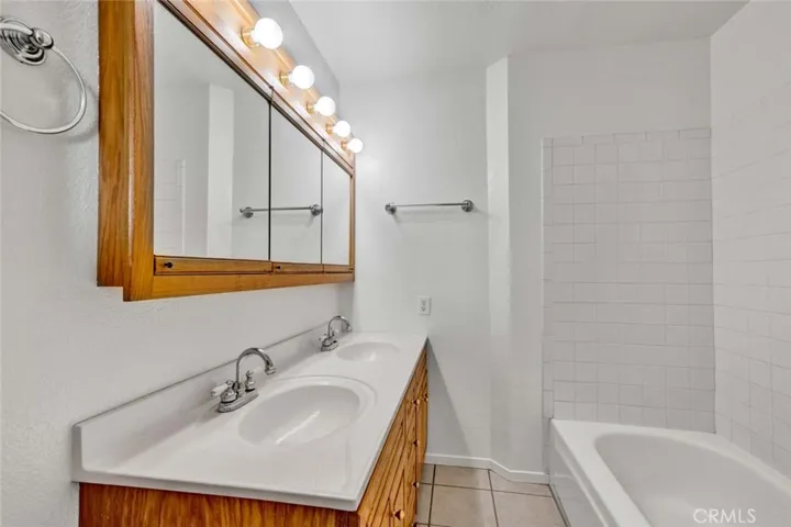 Upstairs Hall Bath