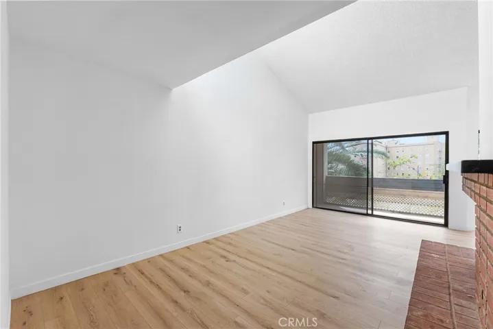 110 N Everett Street 309, Glendale, California 91206