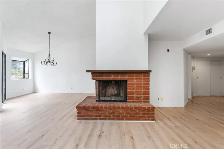 110 N Everett Street 309, Glendale, California 91206