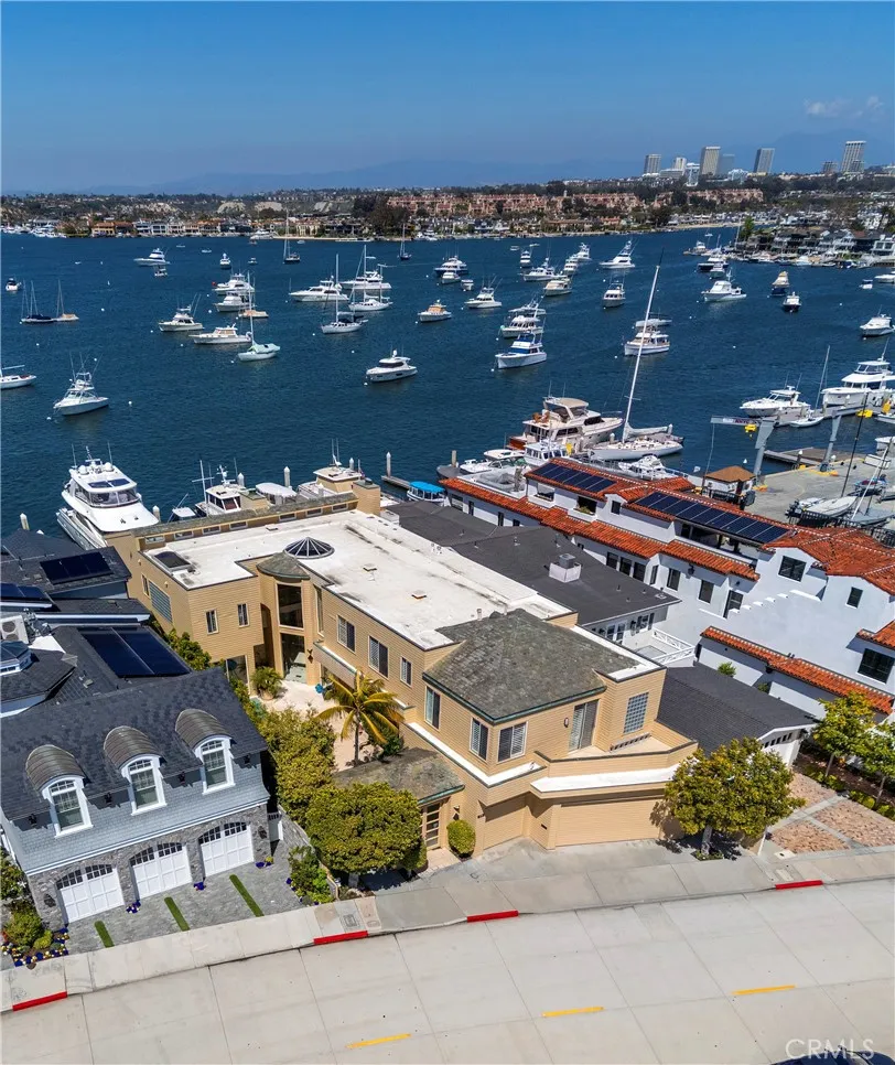 812 W Bay Ave, Newport Beach, California 92661 home-pic-44