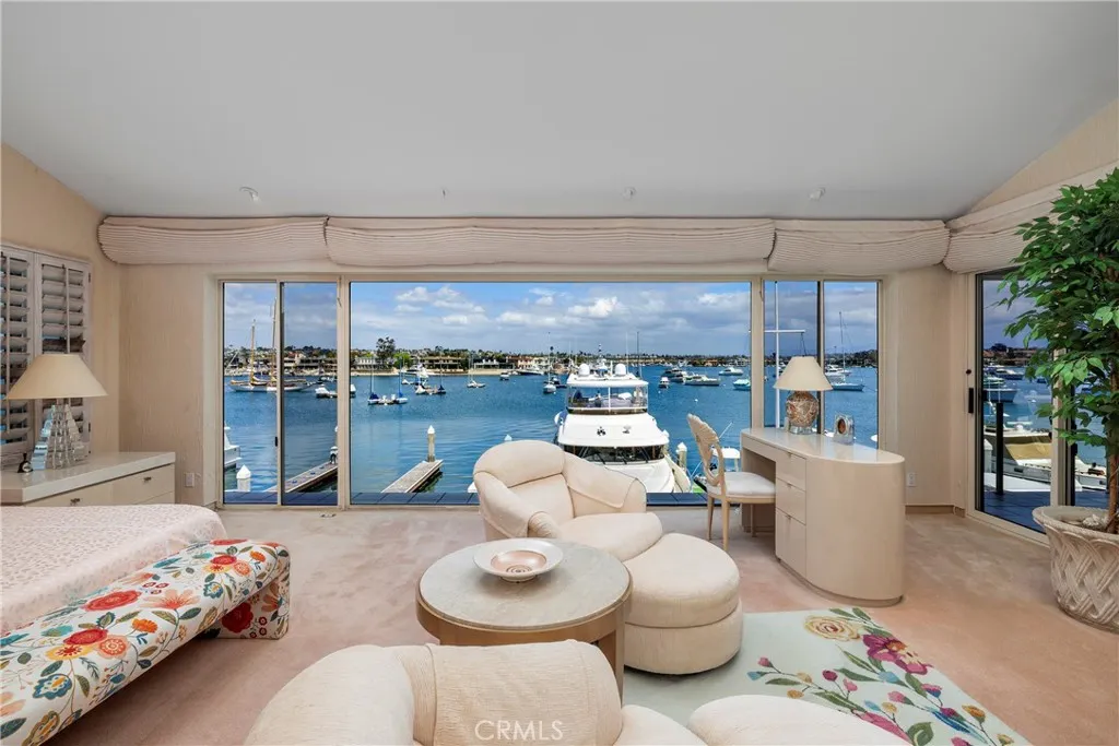 812 W Bay Ave, Newport Beach, California 92661 home-pic-22