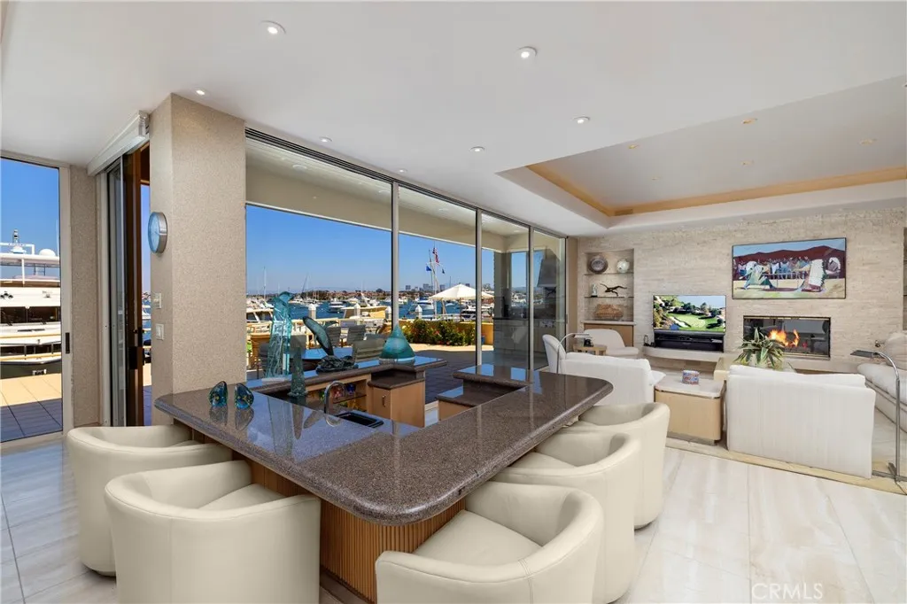 812 W Bay Ave, Newport Beach, California 92661 home-pic-9
