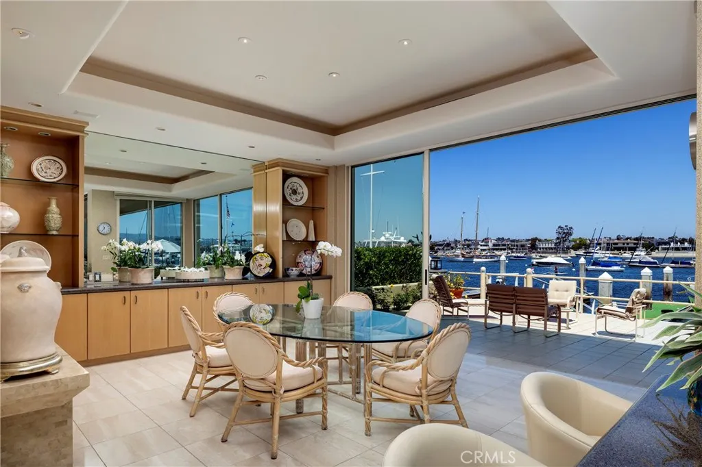 812 W Bay Ave, Newport Beach, California 92661 home-pic-12