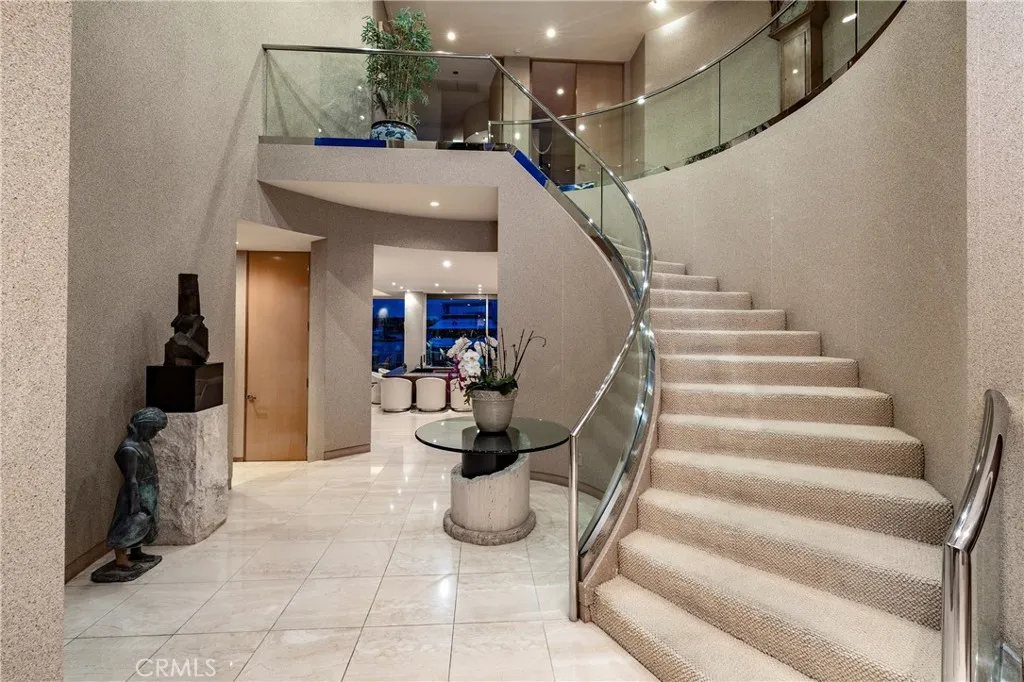 812 W Bay Ave, Newport Beach, California 92661 home-pic-7