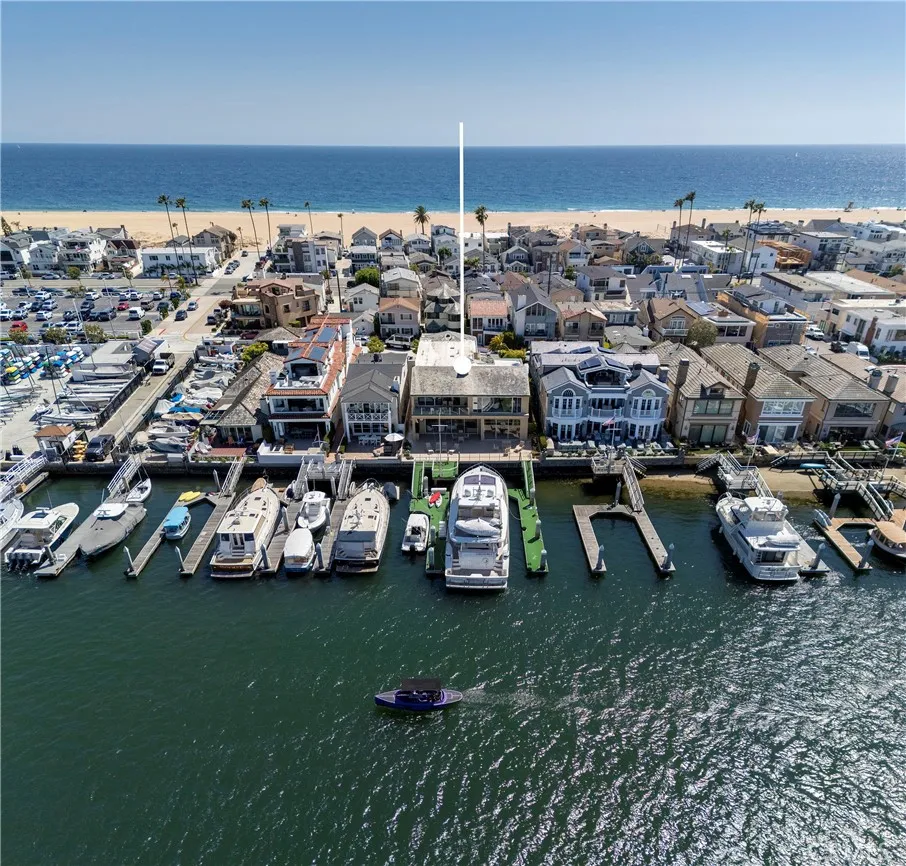 812 W Bay Ave, Newport Beach, California 92661 home-pic-46