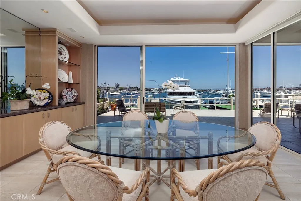 812 W Bay Ave, Newport Beach, California 92661 home-pic-13