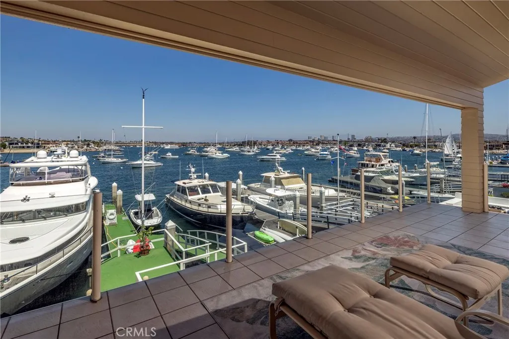 812 W Bay Ave, Newport Beach, California 92661 home-pic-5