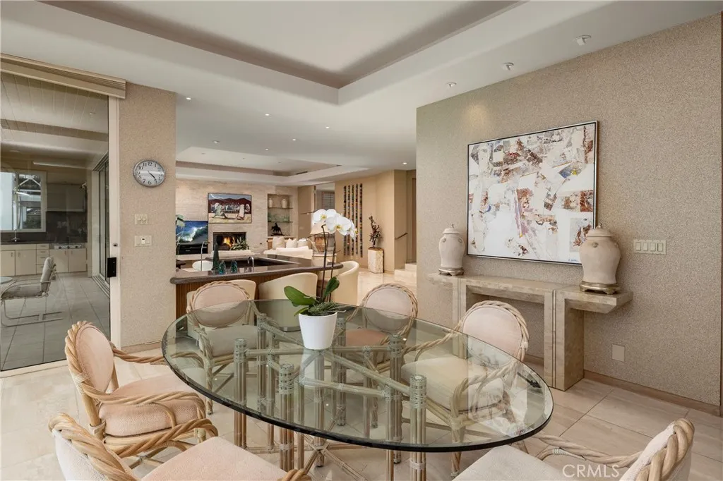 812 W Bay Ave, Newport Beach, California 92661 home-pic-14