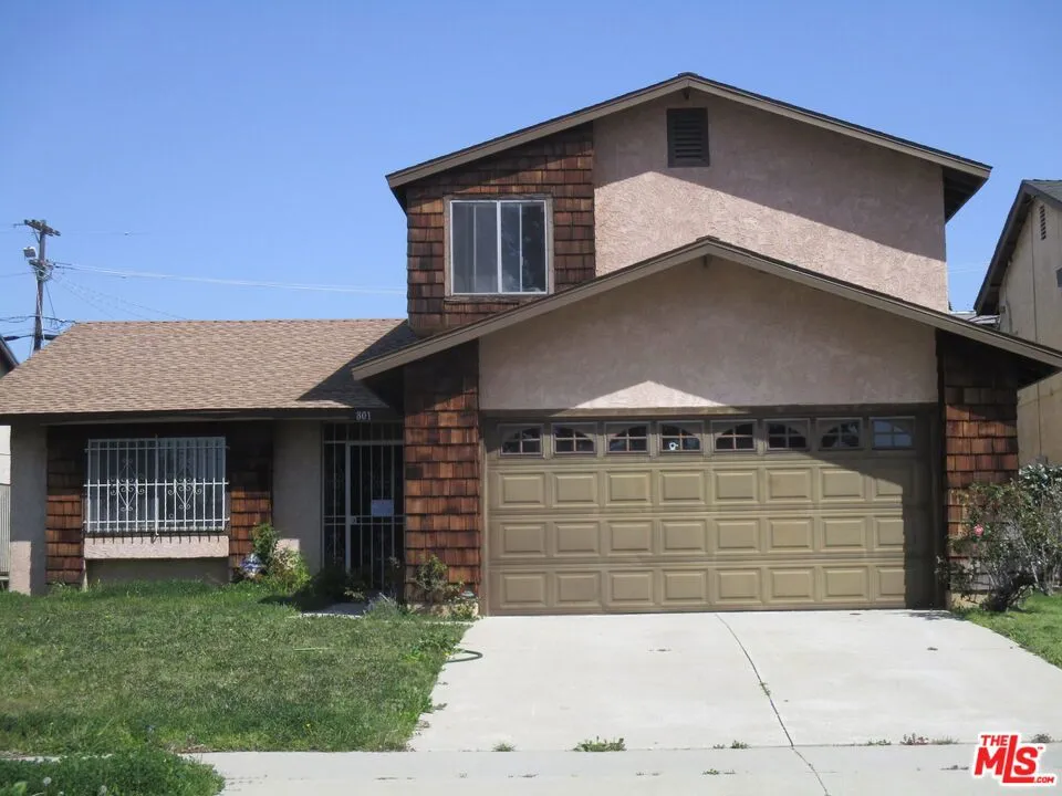 801 W 124th Street, Los Angeles, California 90044 home-pic-0