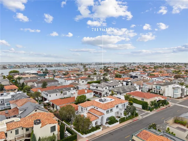 711 Via Lido Nord, Newport Beach, California 92663