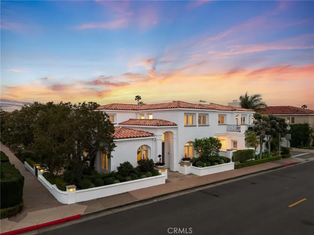 711 Via Lido Nord, Newport Beach, California 92663