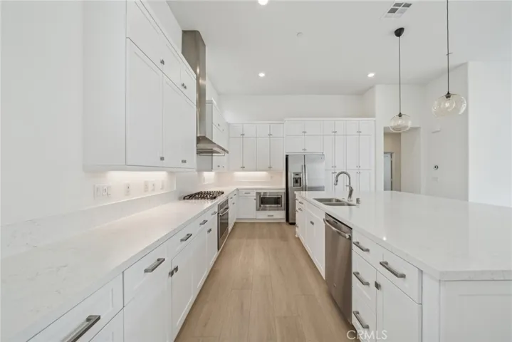 303 Magnet, Irvine, California 92618