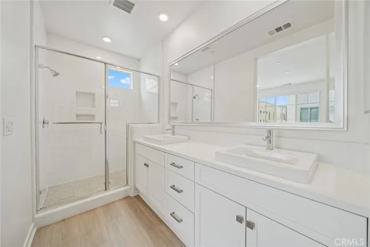 303 Magnet, Irvine, California 92618