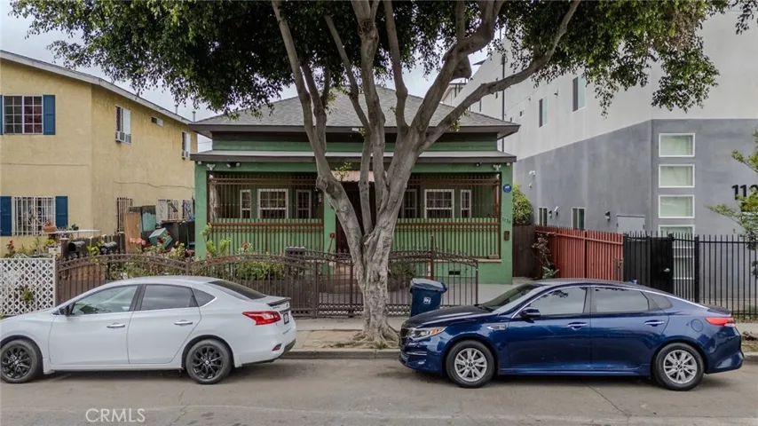 1124 1126 E 25th Street, Los Angeles, California 90011