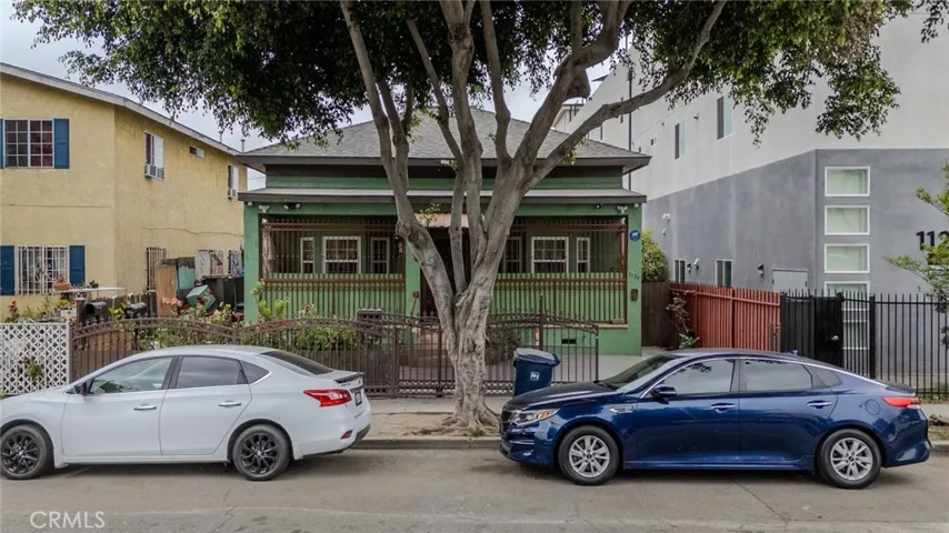 1124 1126 E 25th Street, Los Angeles, California 90011