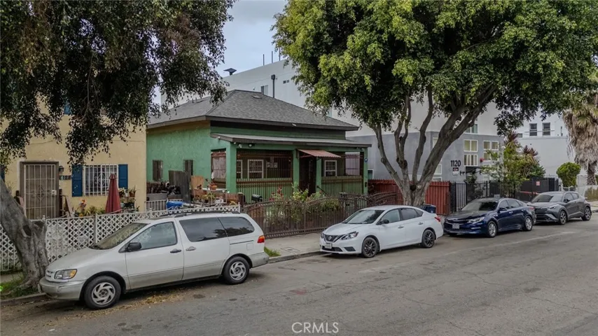 1124 1126 E 25th Street, Los Angeles, California 90011