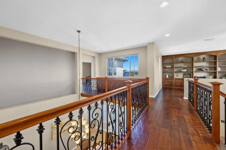 Upstairs Walkway to Loft/Office