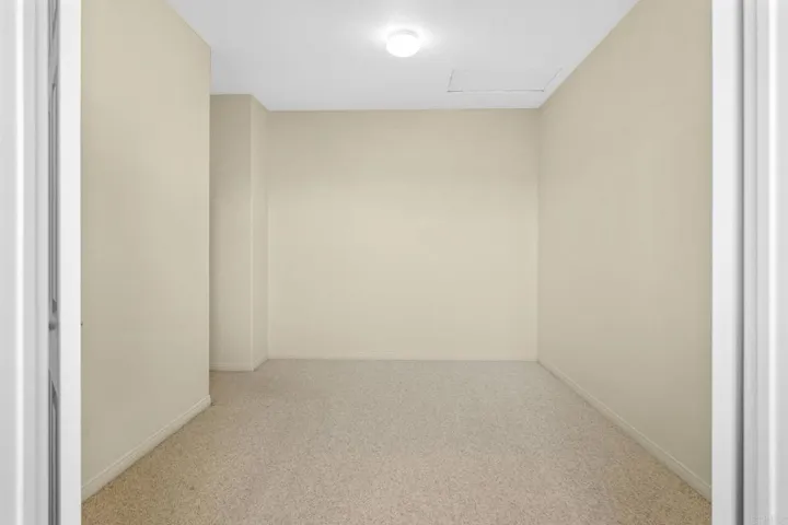 Primary Walk-in Closet is a blank slate for you to create your DREAM closet!