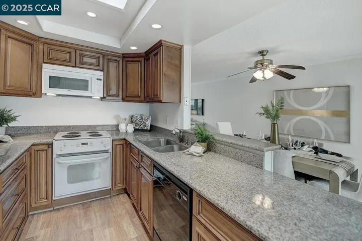 1736 Golden Rain Rd 6, Walnut Creek, California 94595
