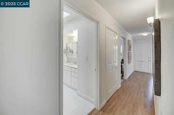 1736 Golden Rain Rd 6, Walnut Creek, California 94595