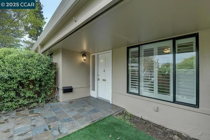 1736 Golden Rain Rd 6, Walnut Creek, California 94595