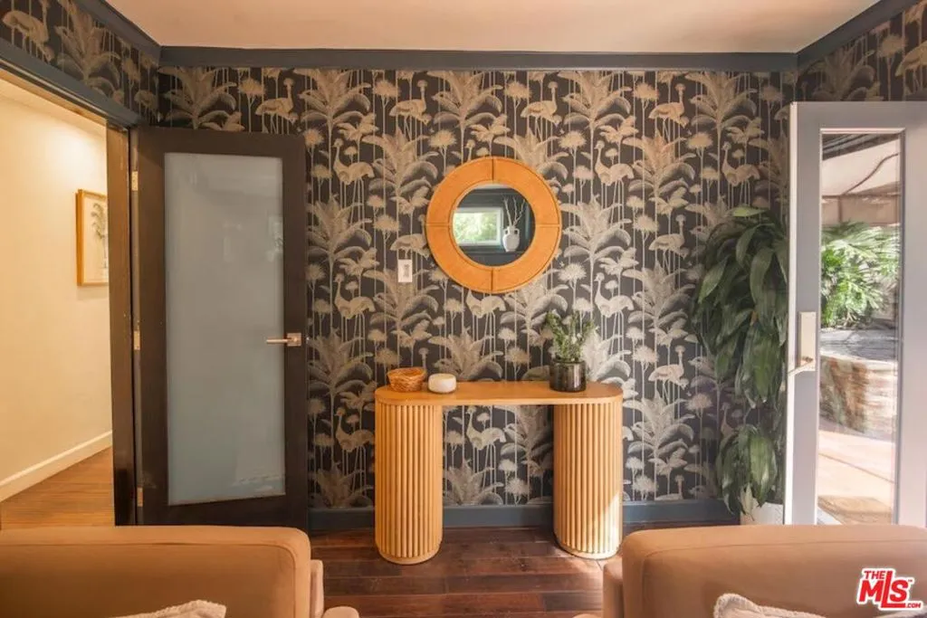 851 Tularosa Drive, Los Angeles, California 90026 home-pic-14