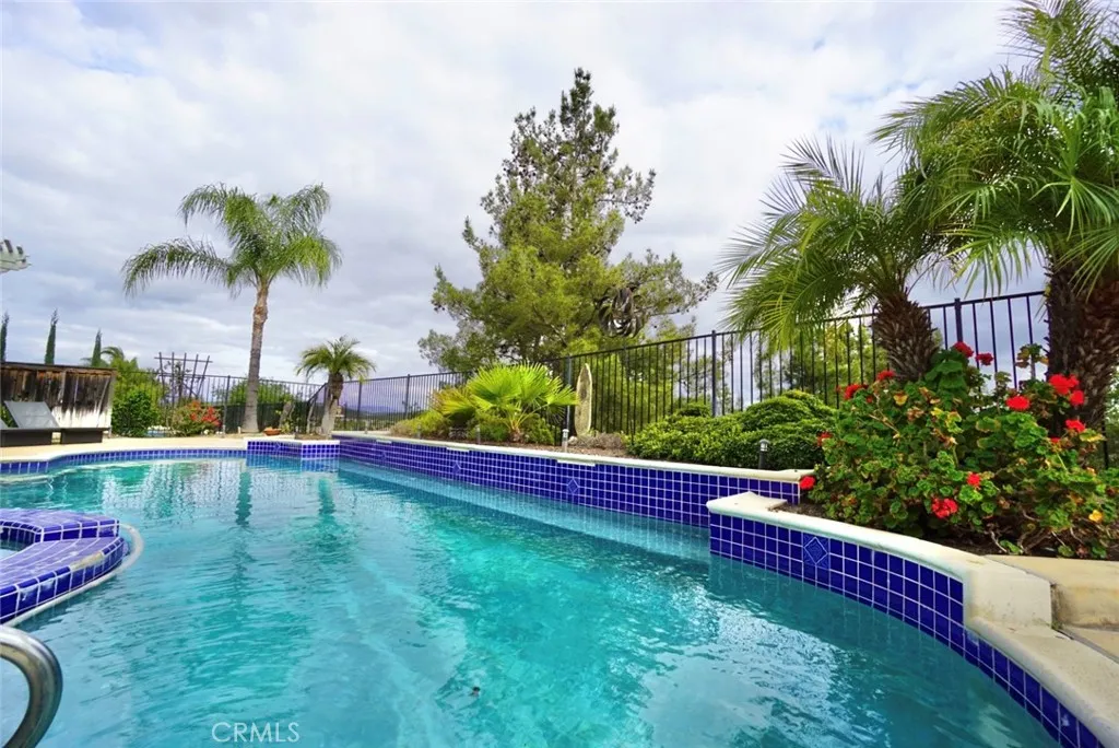 23801 Hollingsworth Drive, Murrieta, California 92562 home-pic-54